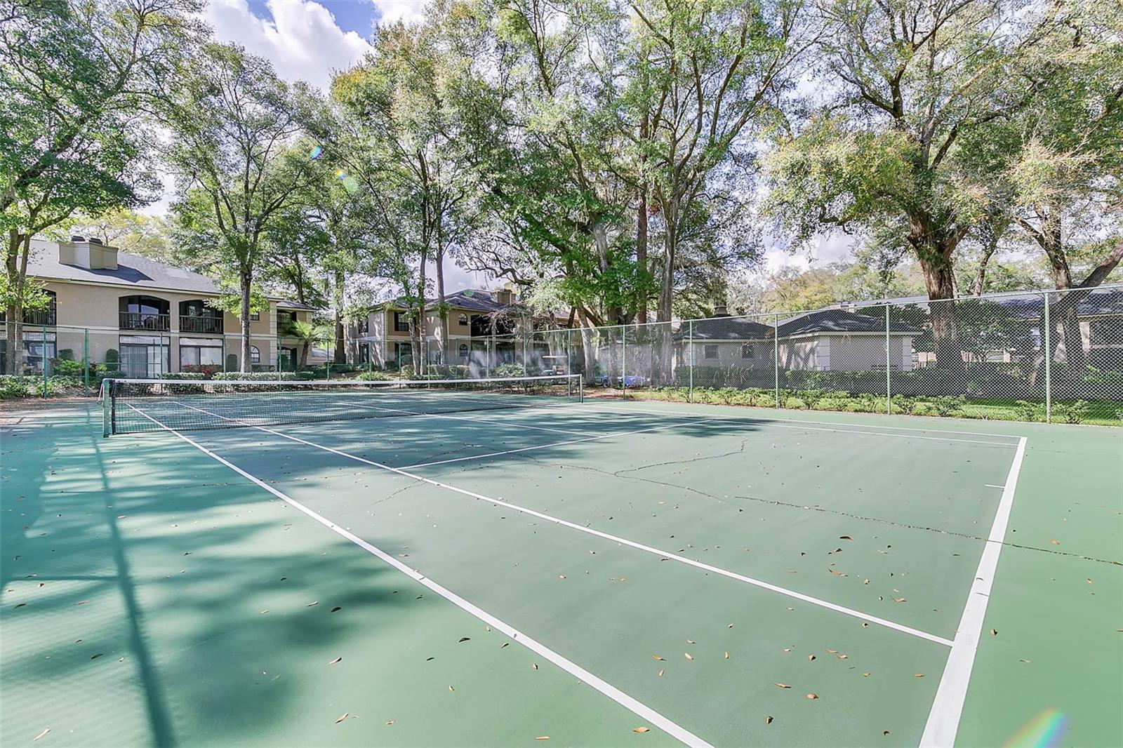 KENSINGTON PARK CONDO - Residential
