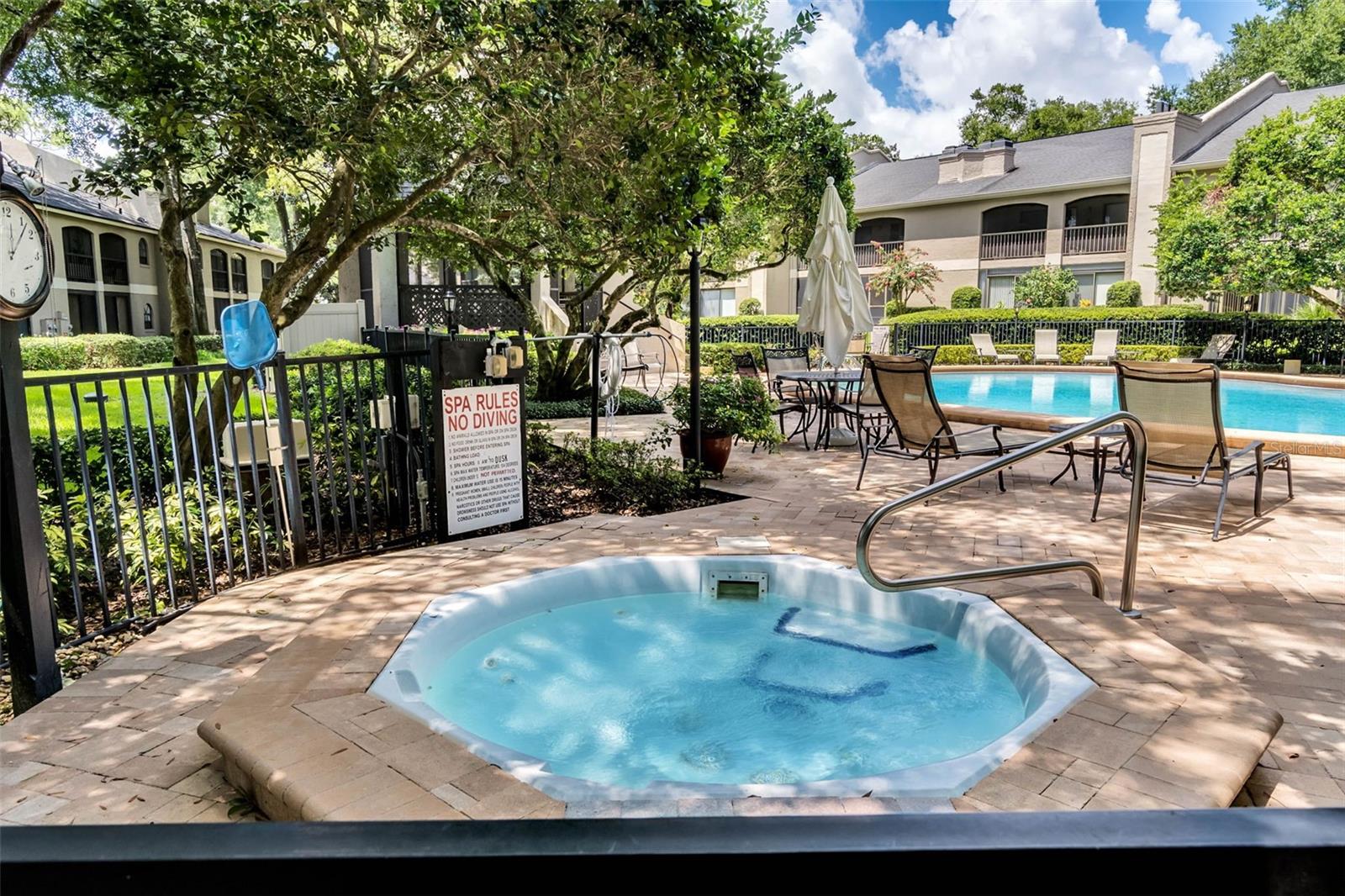 KENSINGTON PARK CONDO - Residential