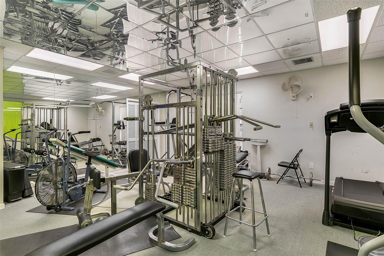 KENSINGTON PARK CONDO - Residential