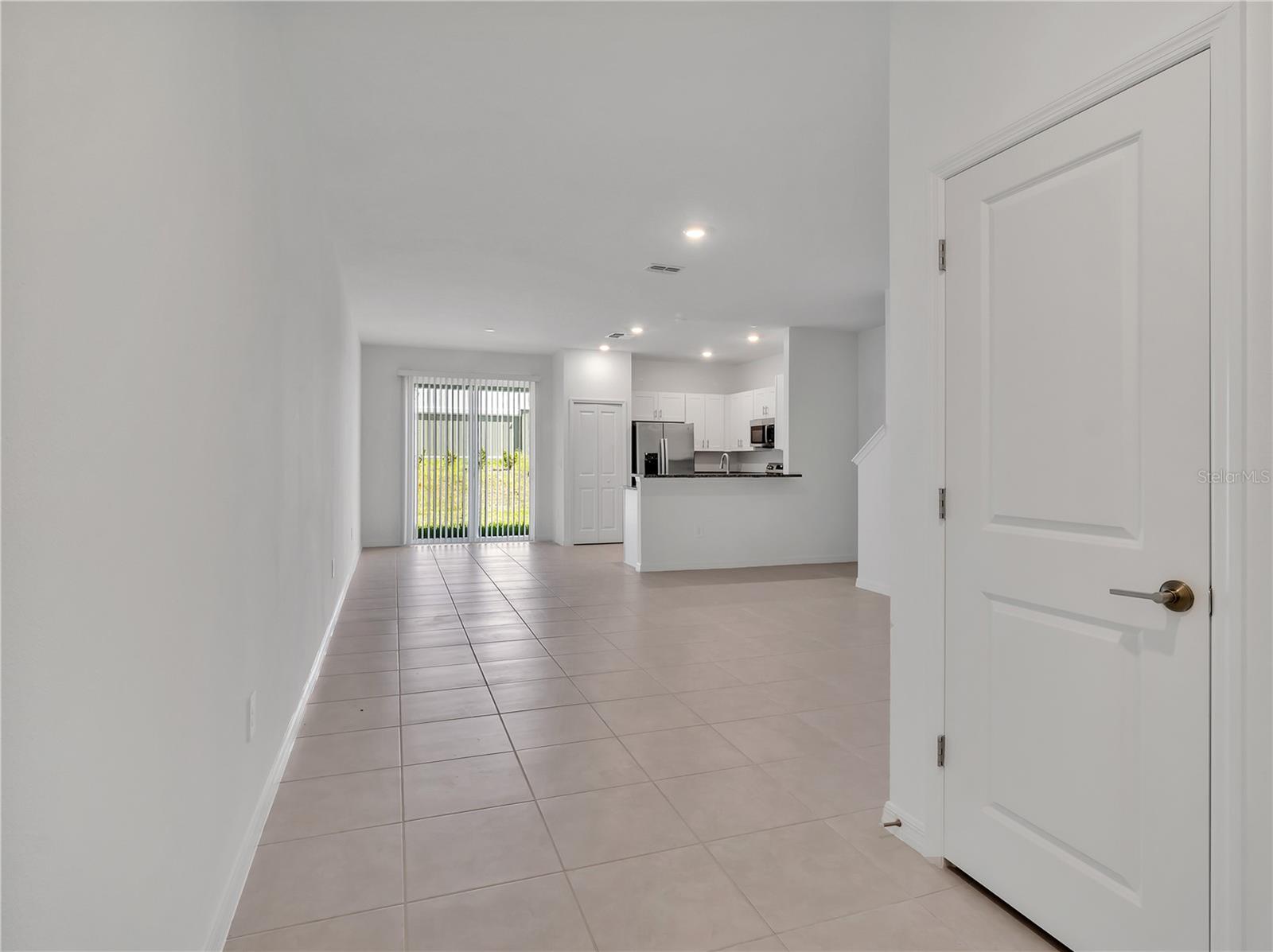 SEAIRE TOWNHOMES - Residential Lease