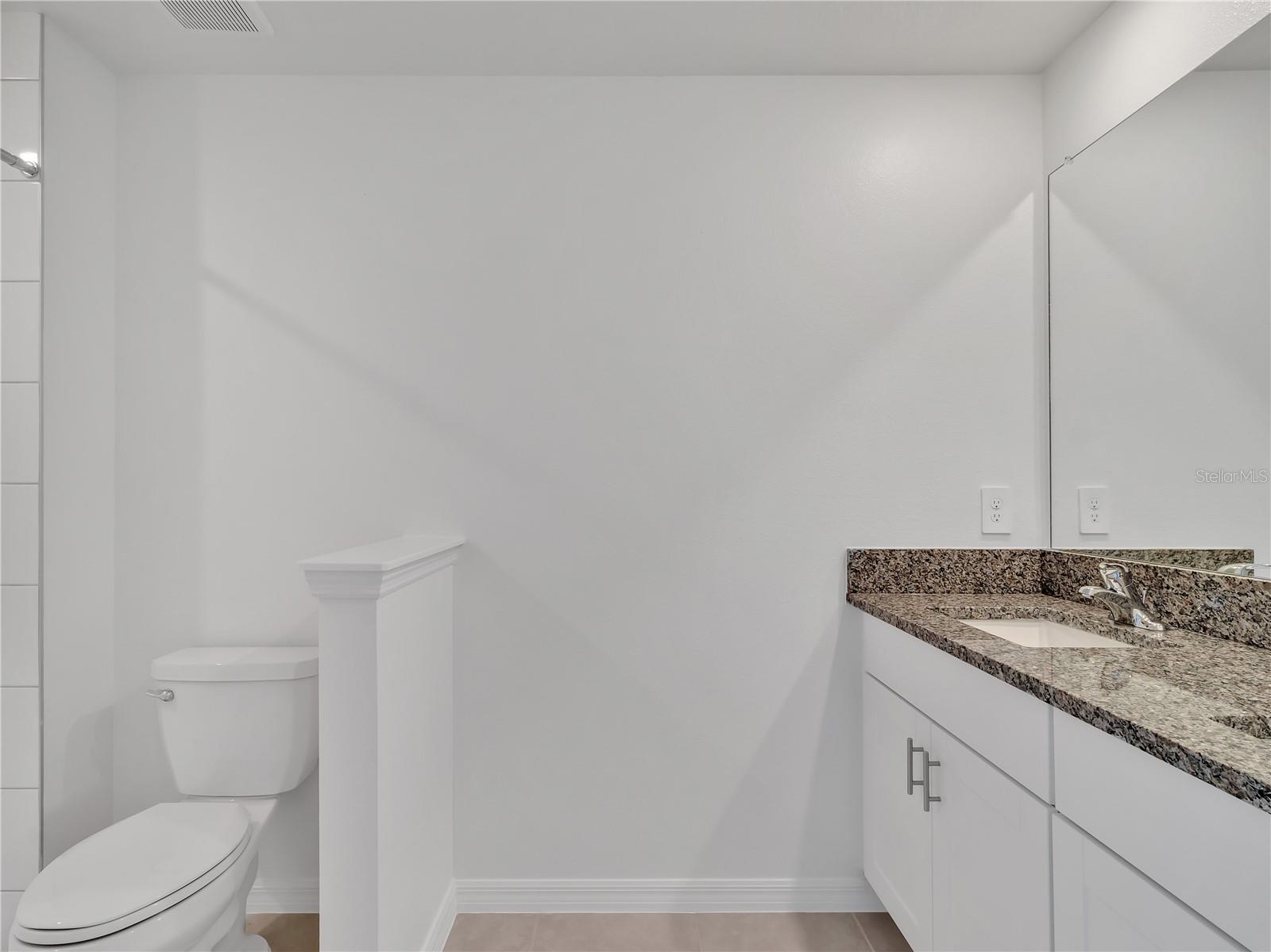 SEAIRE TOWNHOMES - Residential Lease