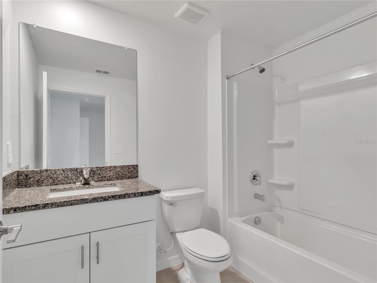 SEAIRE TOWNHOMES - Residential Lease