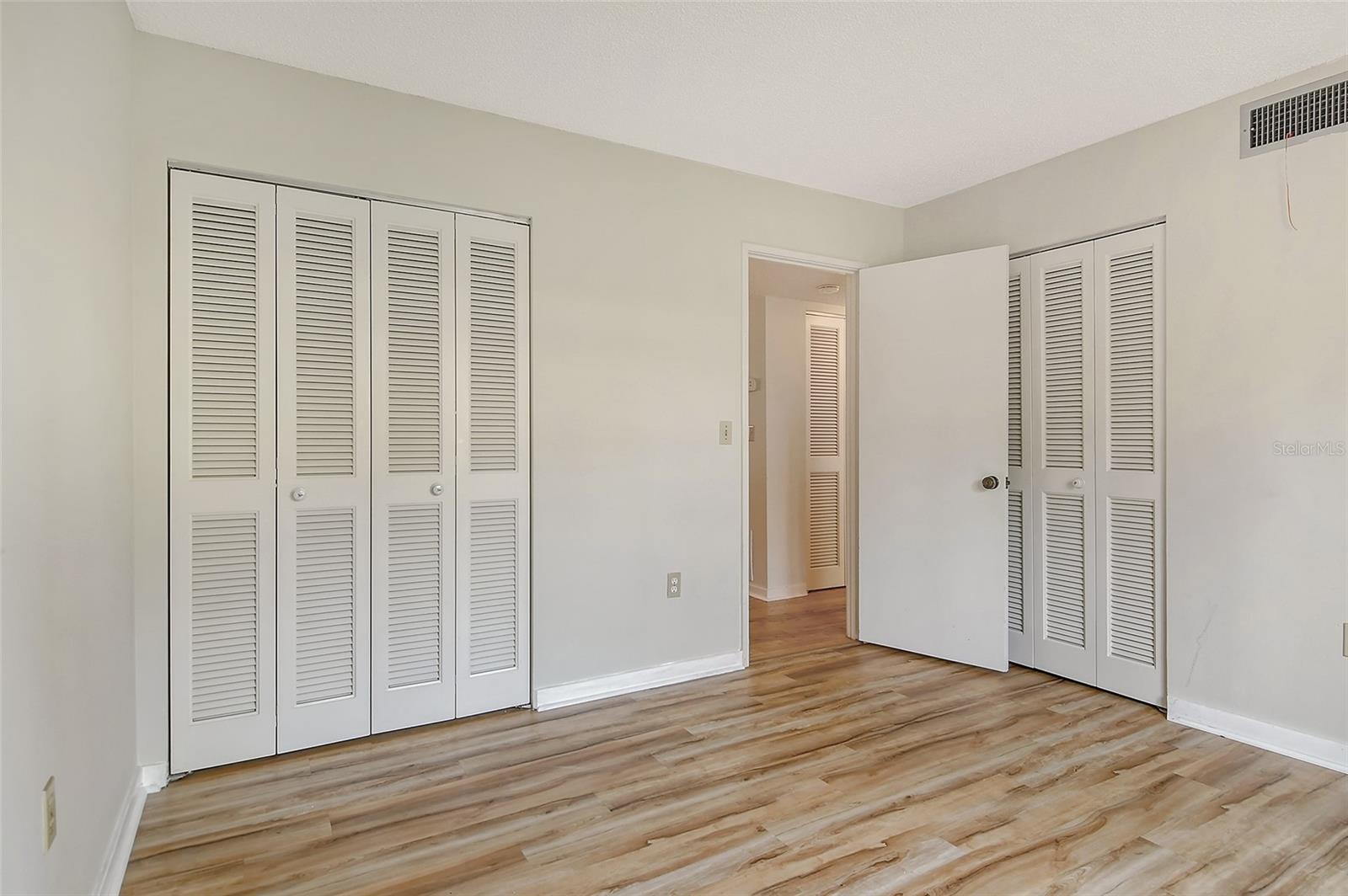 PELICAN COVE I - Residential