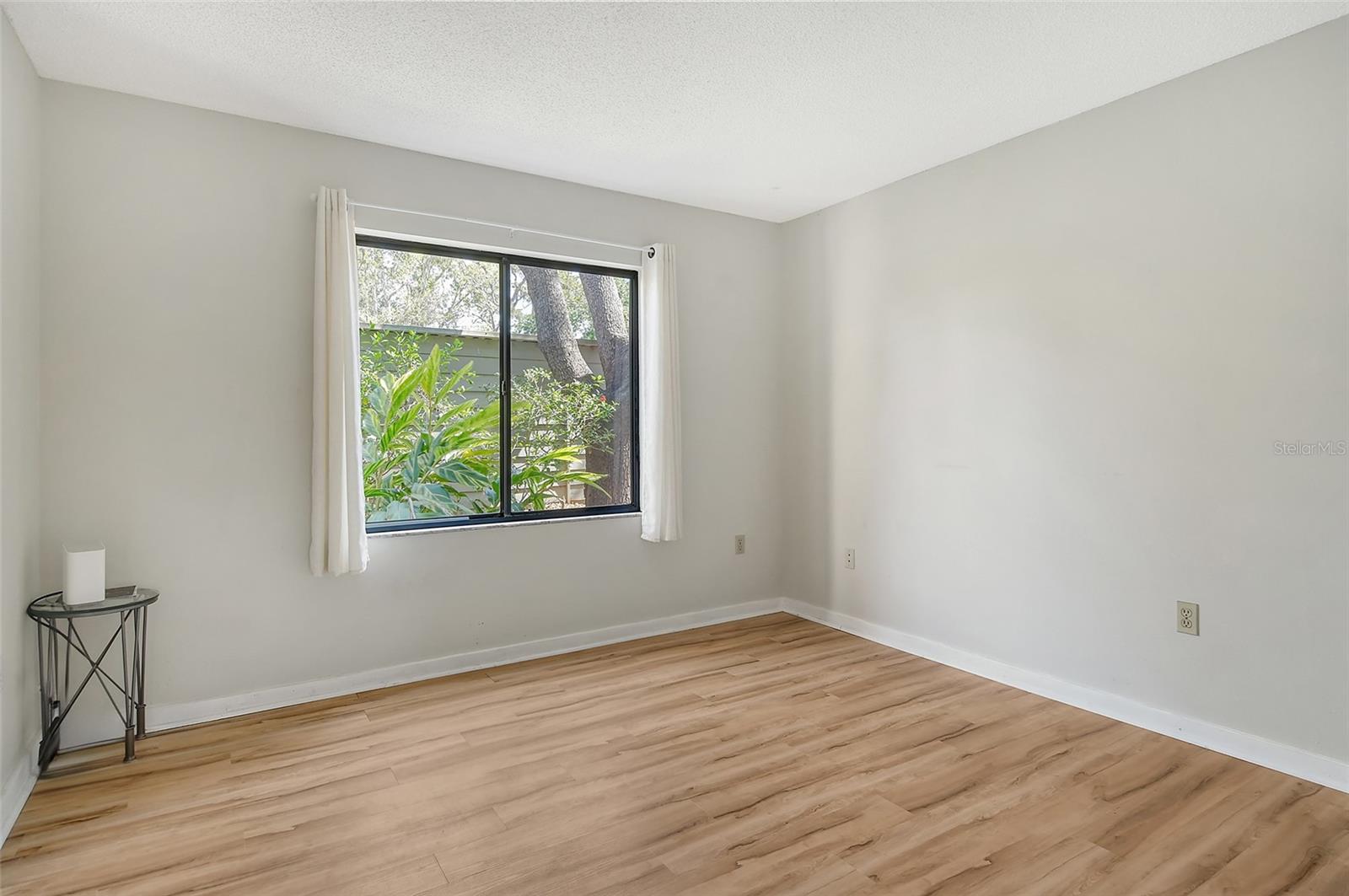 PELICAN COVE I - Residential