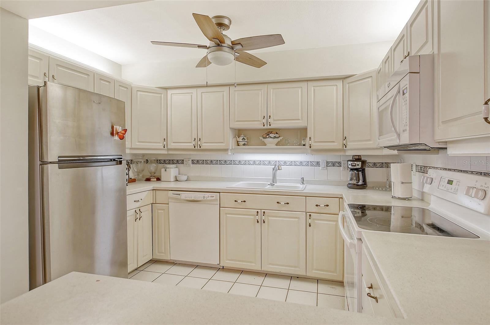 PELICAN COVE I - Residential