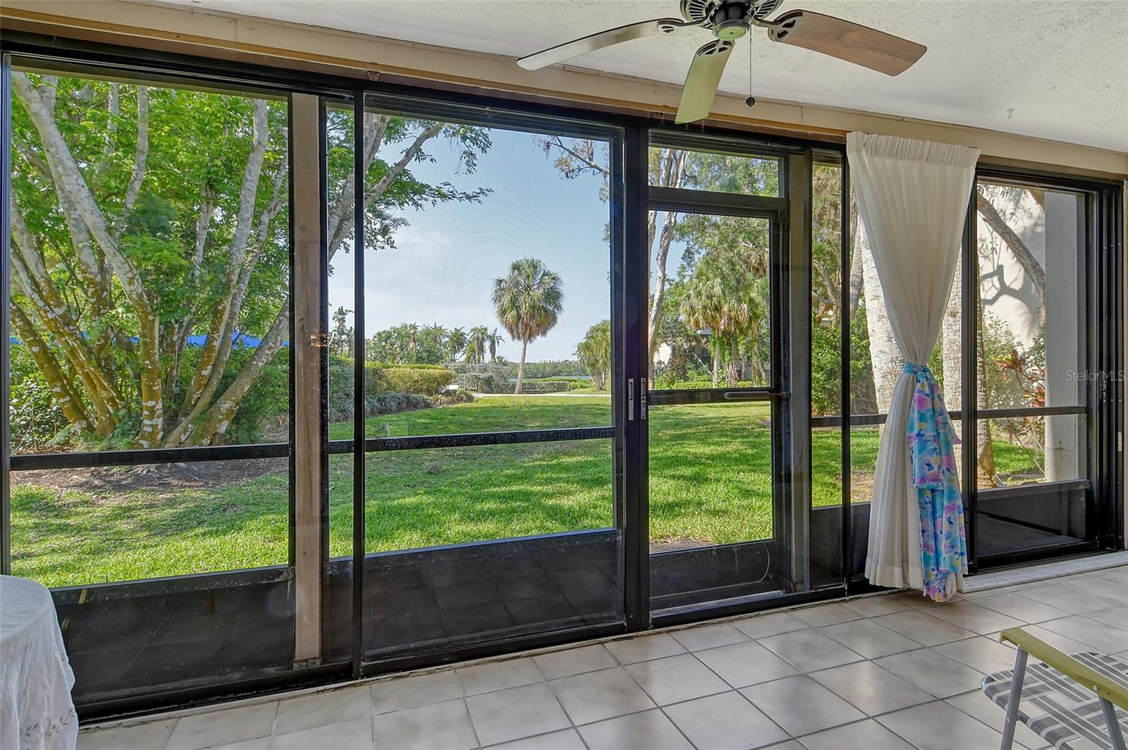 PELICAN COVE I - Residential