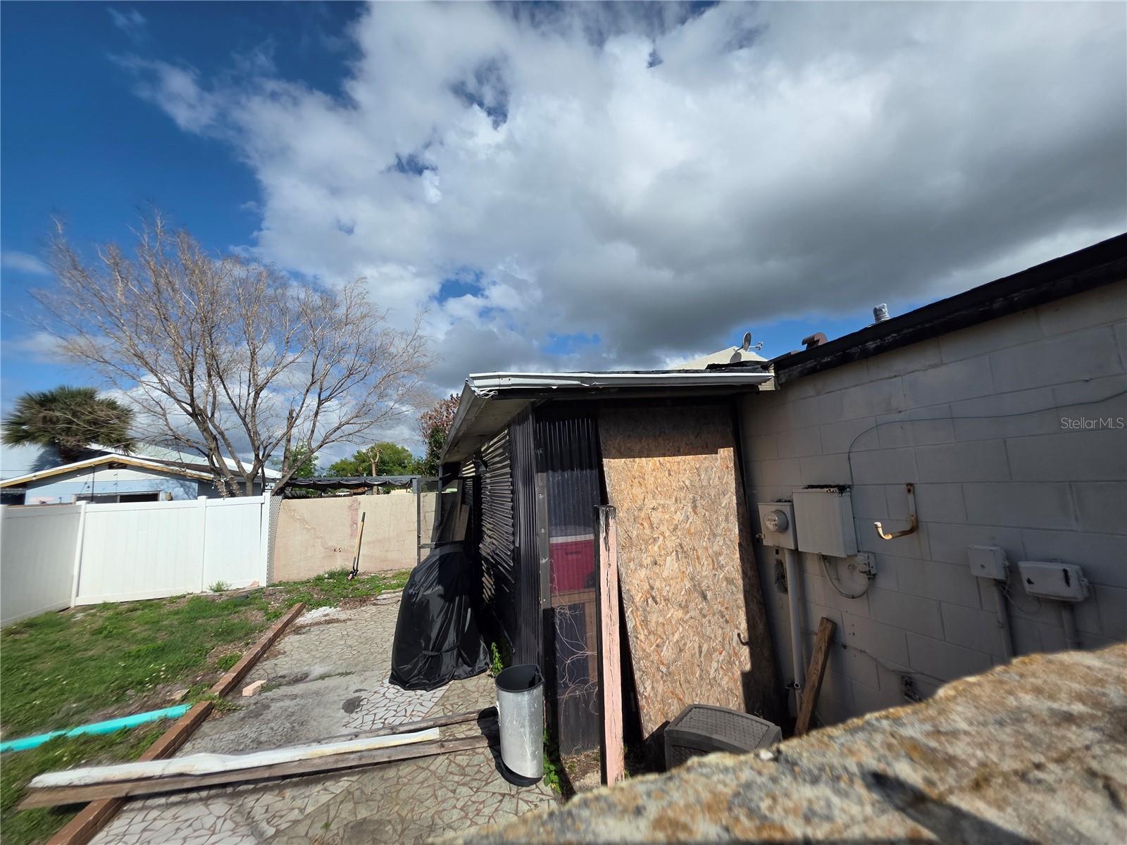 SKY LAKE SOUTH - Residential