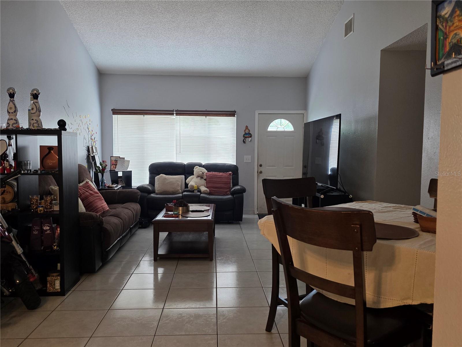 SKY LAKE SOUTH - Residential