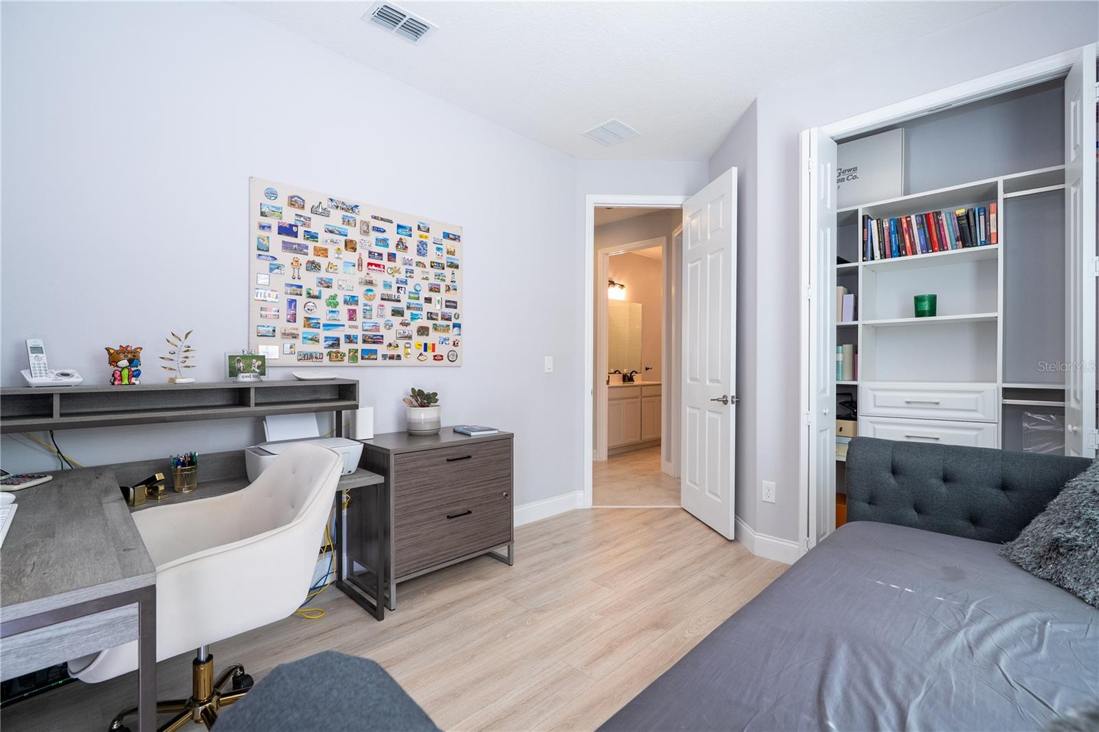 SANCTUARY/TWIN WATERS - Residential