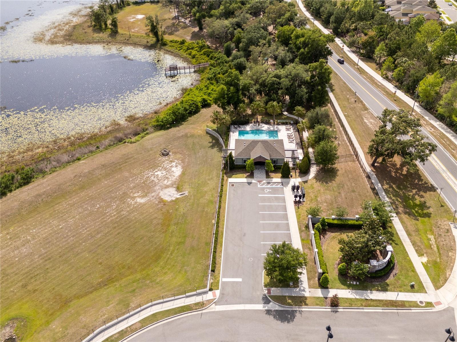 SANCTUARY/TWIN WATERS - Residential