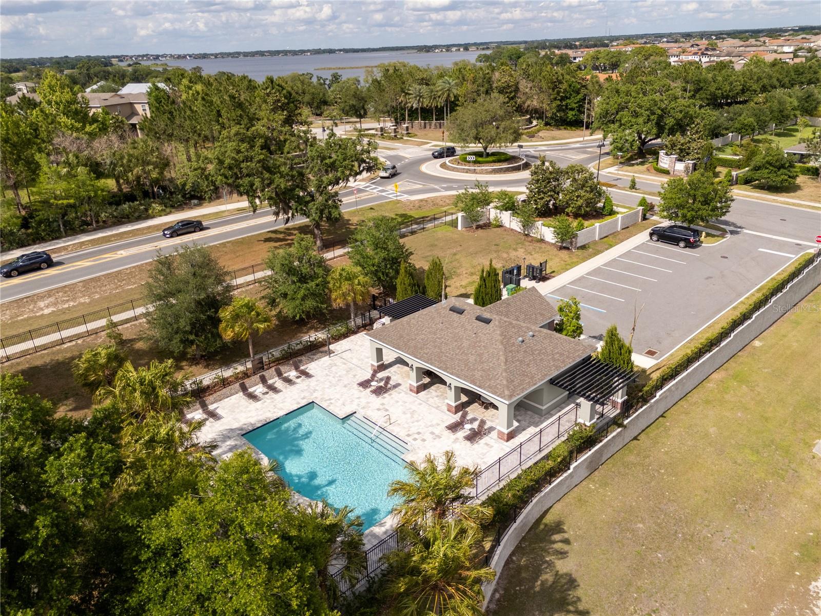 SANCTUARY/TWIN WATERS - Residential