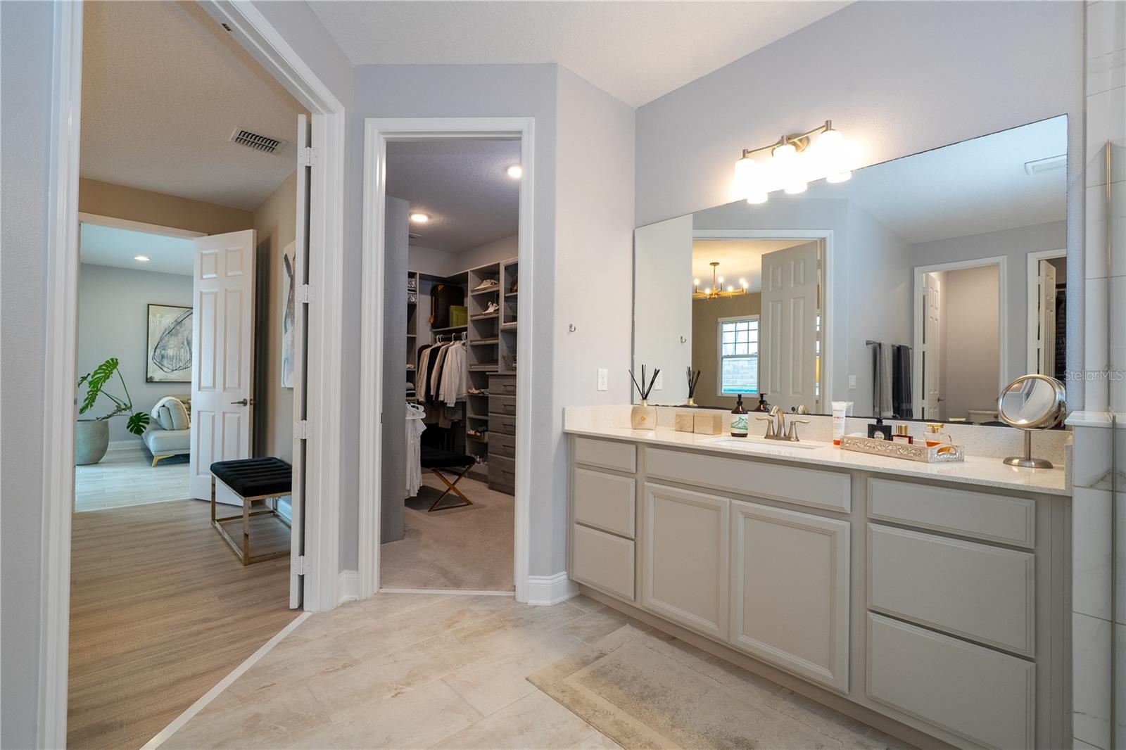 SANCTUARY/TWIN WATERS - Residential