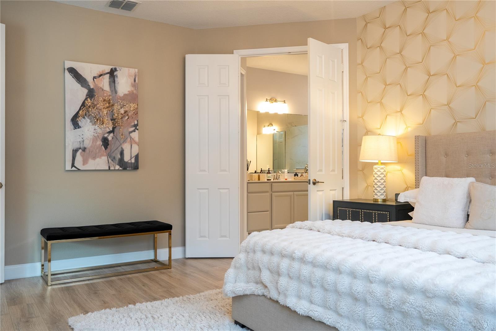 SANCTUARY/TWIN WATERS - Residential