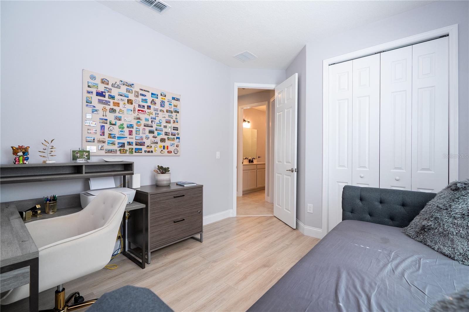 SANCTUARY/TWIN WATERS - Residential