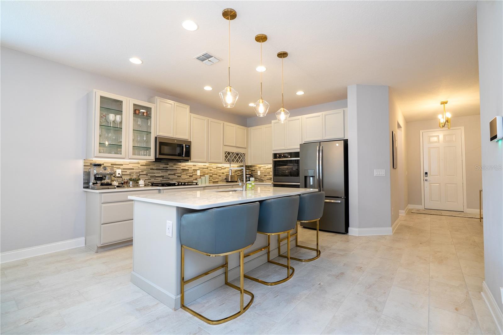 SANCTUARY/TWIN WATERS - Residential