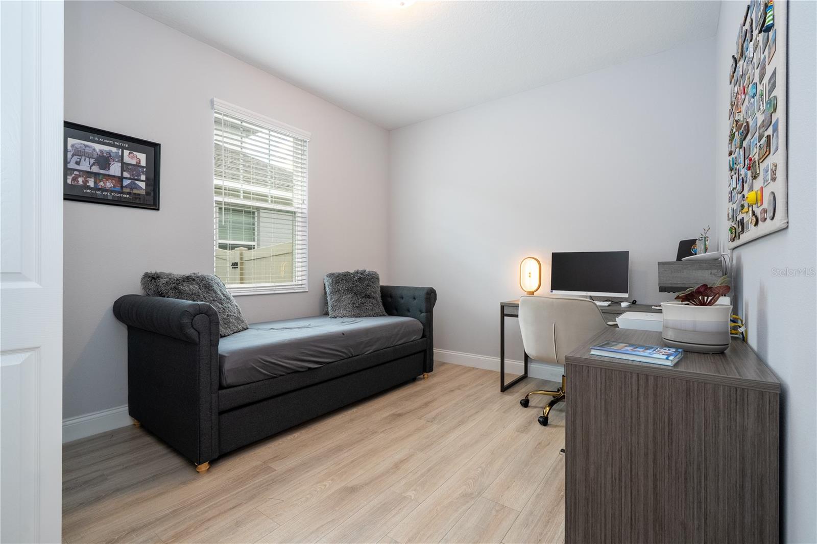 SANCTUARY/TWIN WATERS - Residential