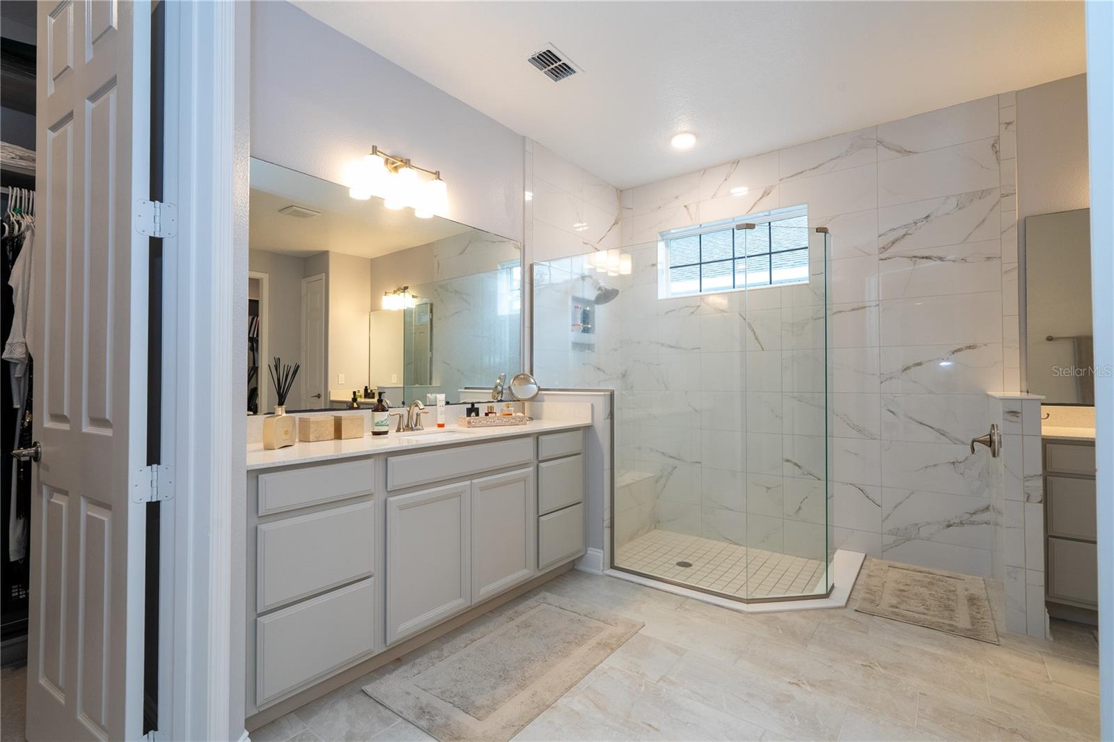 SANCTUARY/TWIN WATERS - Residential