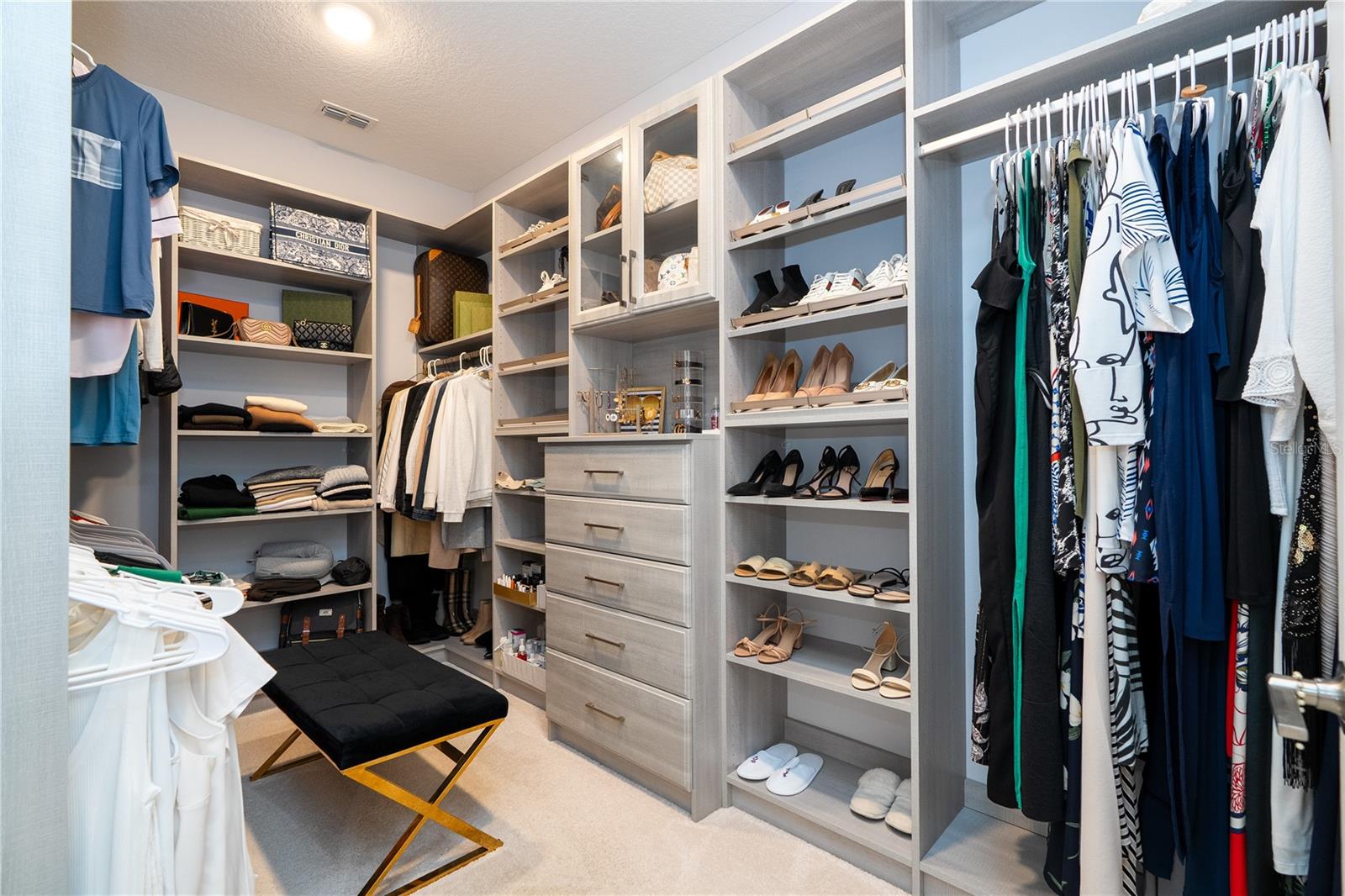 SANCTUARY/TWIN WATERS - Residential