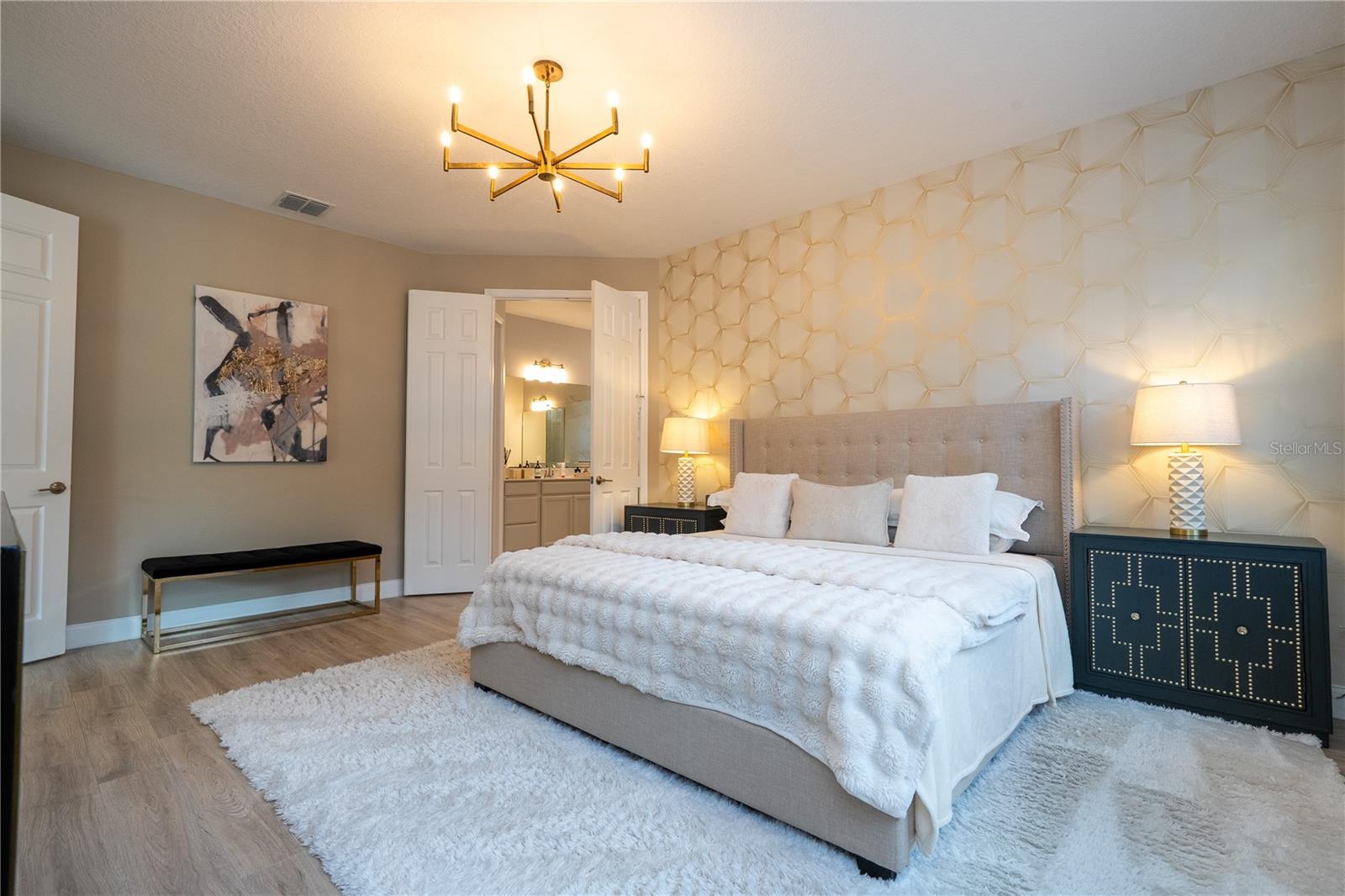 SANCTUARY/TWIN WATERS - Residential