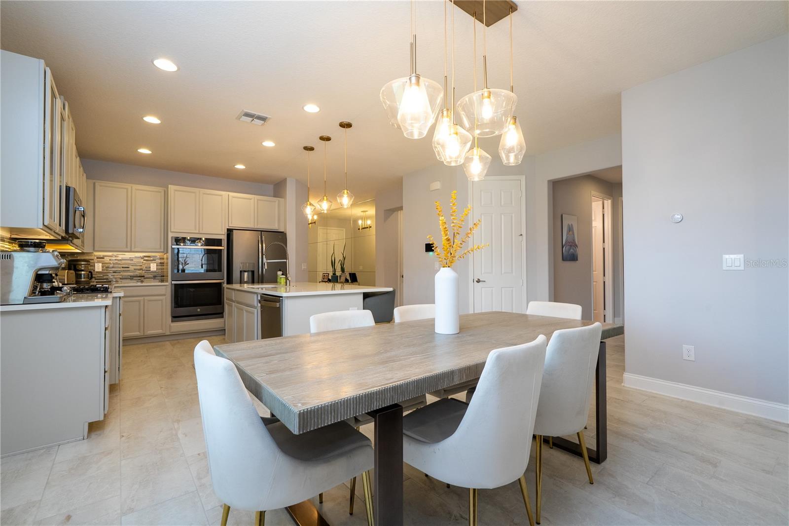 SANCTUARY/TWIN WATERS - Residential