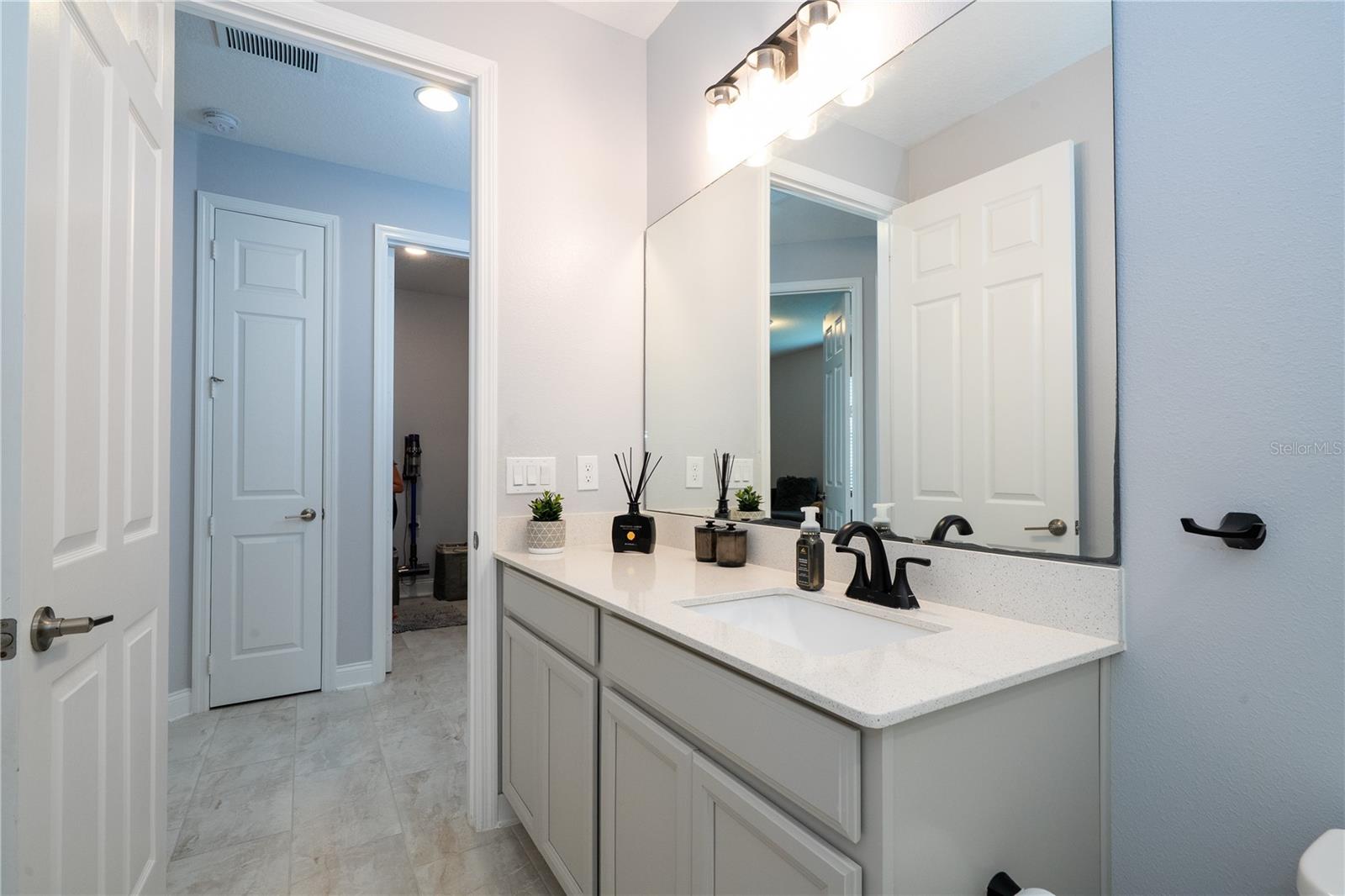 SANCTUARY/TWIN WATERS - Residential