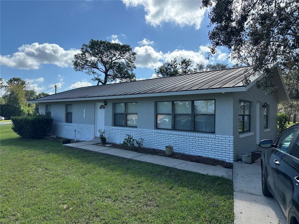 Photo of 2 Bahia Circle Loop, Ocala, FL 34472 (MLS # OM712428)