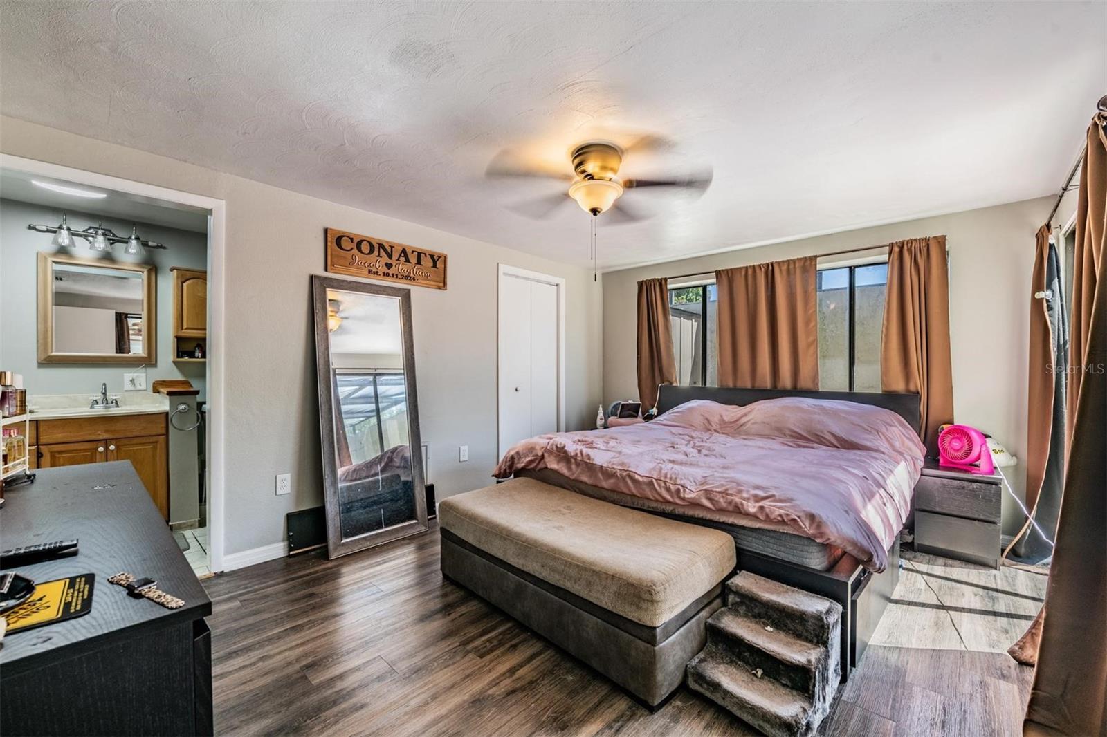 BEACON WOODS VILLAGE - Residential