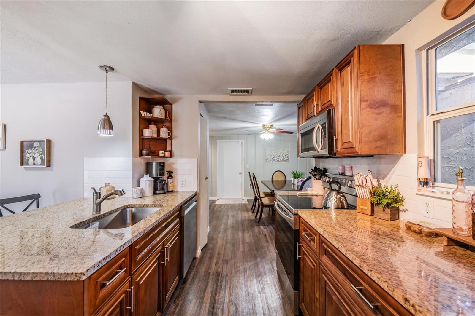 BEACON WOODS VILLAGE - Residential