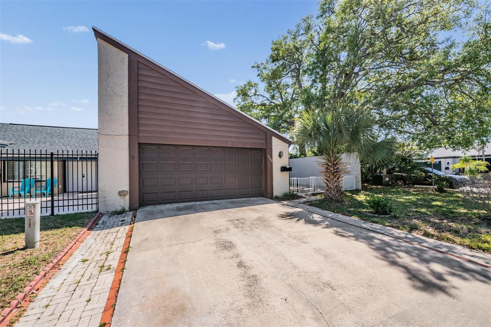 BEACON WOODS VILLAGE - Residential