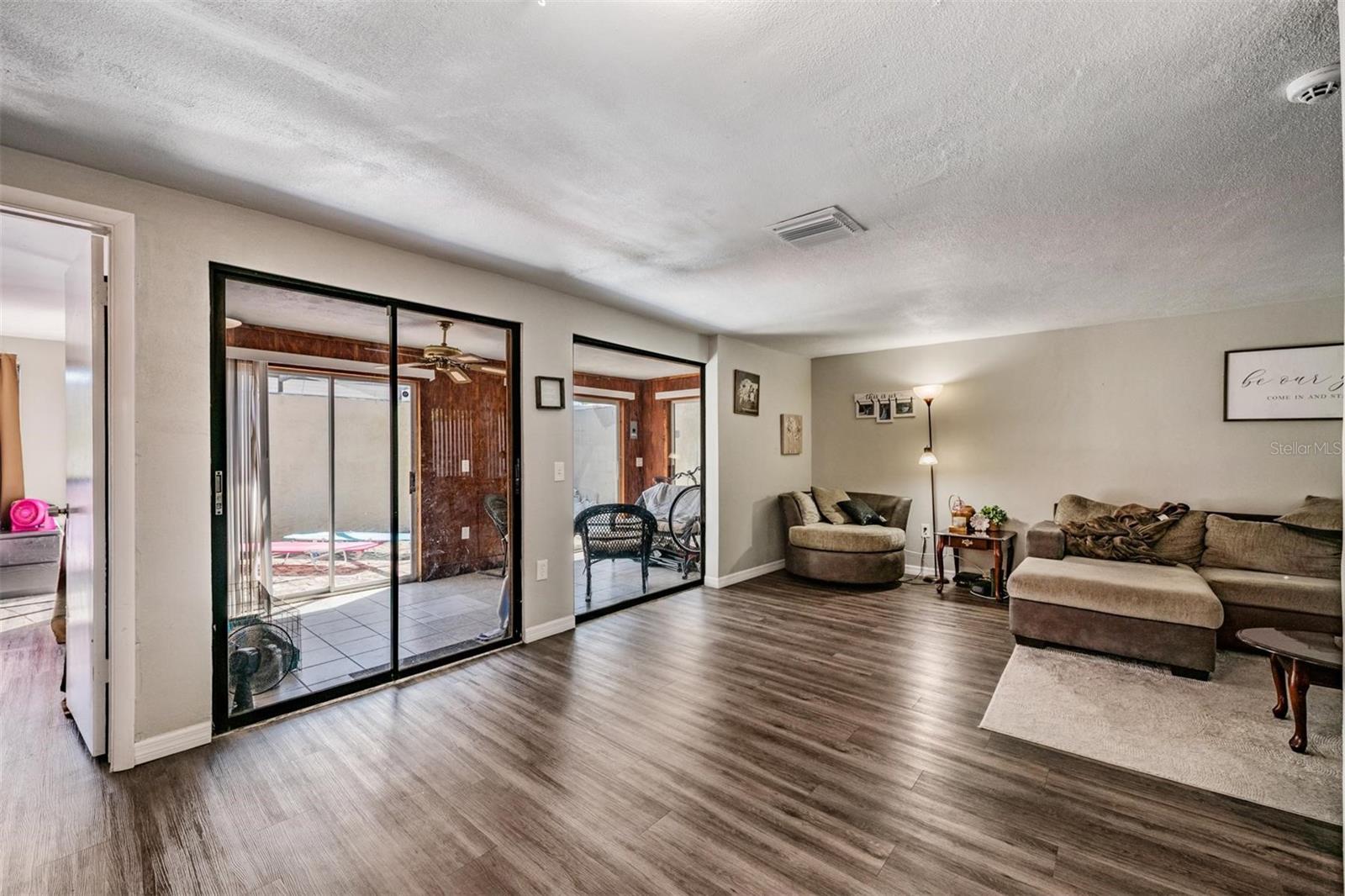 BEACON WOODS VILLAGE - Residential