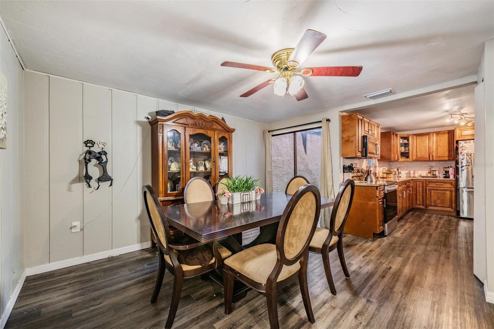 BEACON WOODS VILLAGE - Residential