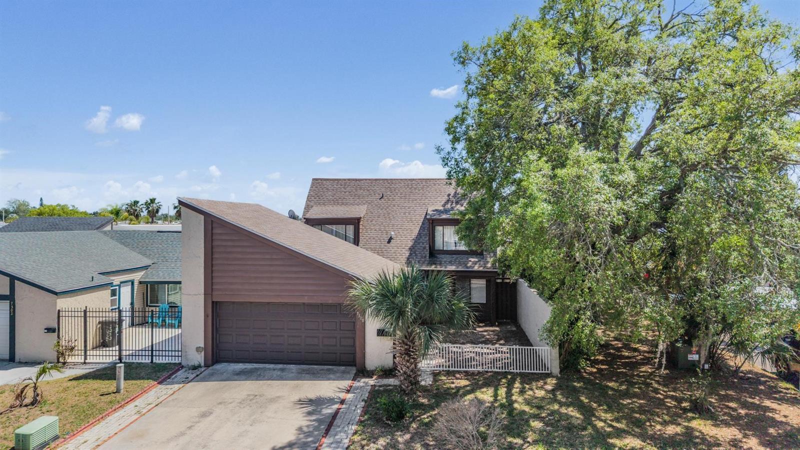 BEACON WOODS VILLAGE - Residential