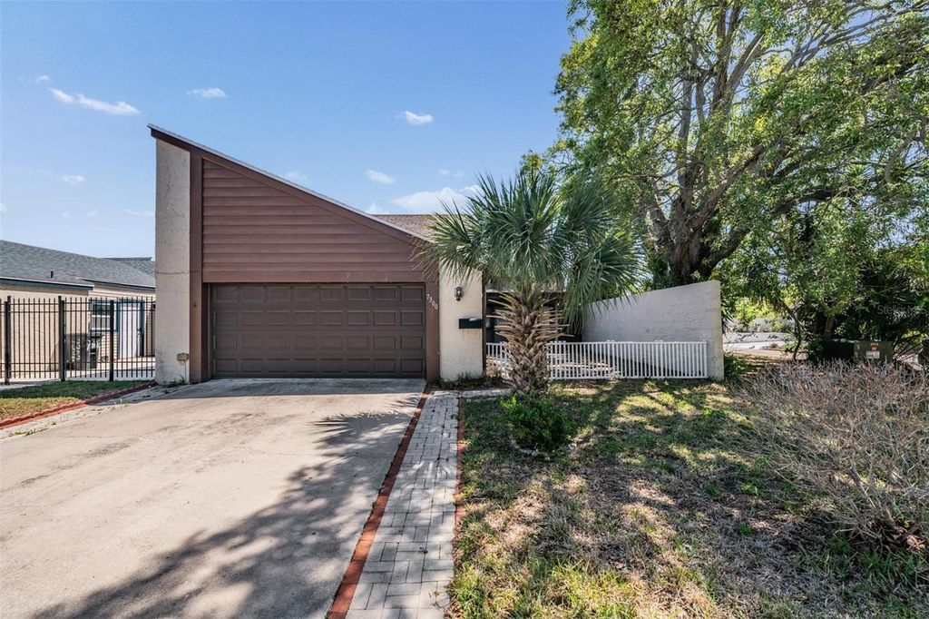 Photo of 7300 Bellows Falls Lane, Hudson, FL 34667 (MLS # TB8498507)