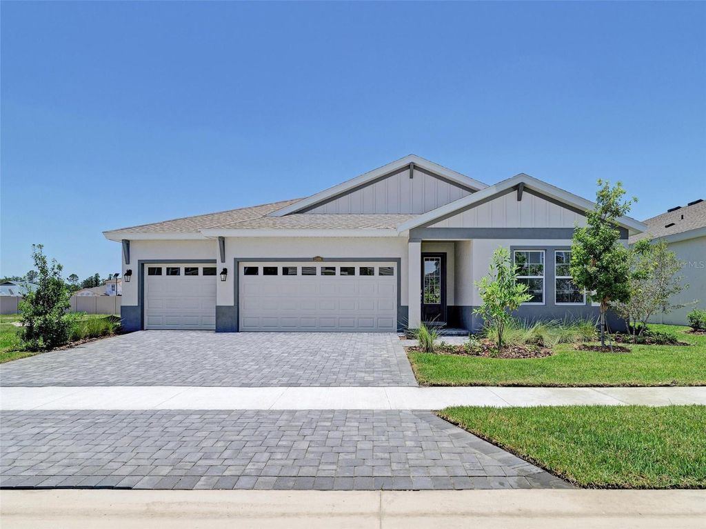 Photo of 33496 Twilight Sea Place, Dade City, FL 33525 (MLS # TB8476923)