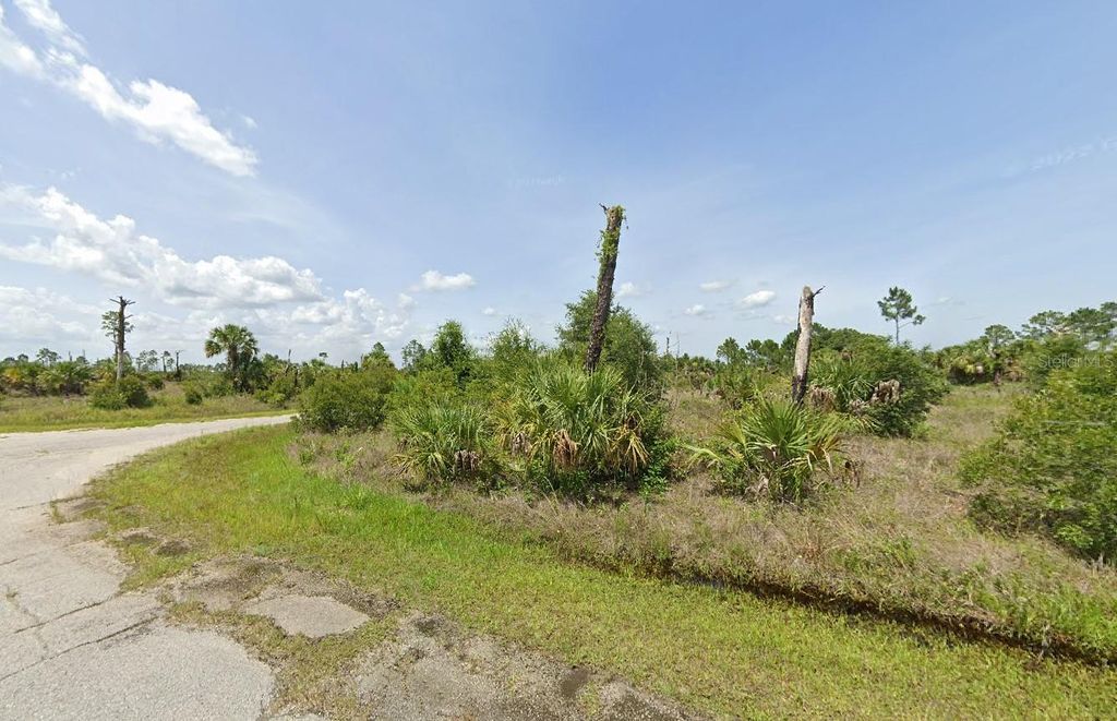 Photo of 15 Ewen Circle, North Port, FL 34288 (MLS # C7511206)