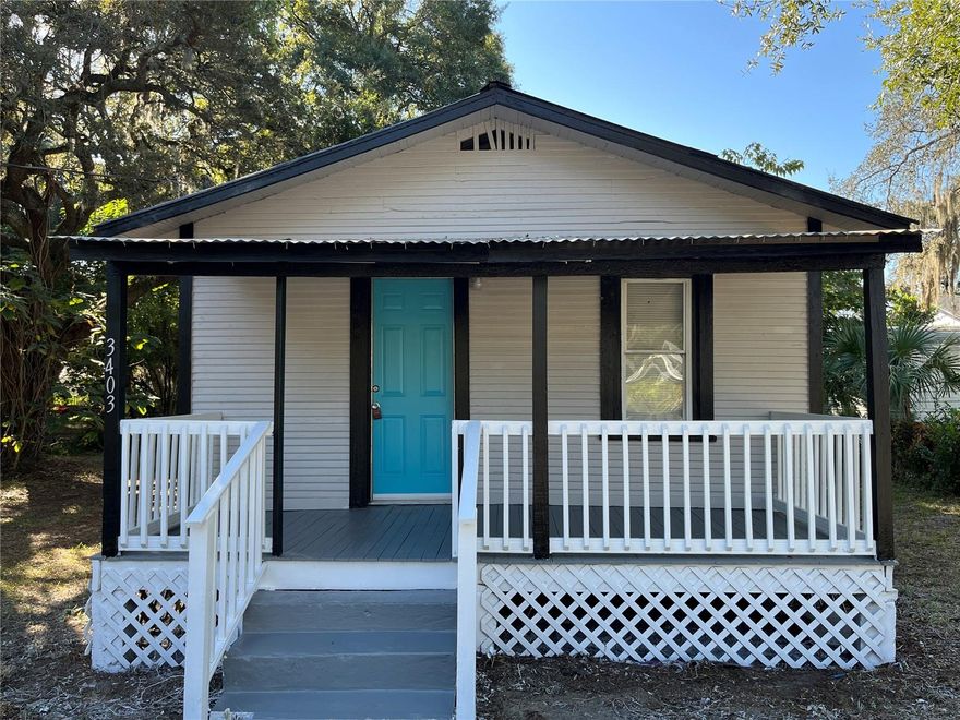 This is a cute 2 bedroom home with one bathroom.  The home has been completely updated with plank vinyl flooring throughout, freshly painted inside and out and much more.  Plenty of windows provide for plenty of lighting.  The front porch is great to sit on after long day.  

Move in by Dec 31, 2023 and receive 1 month free rent!