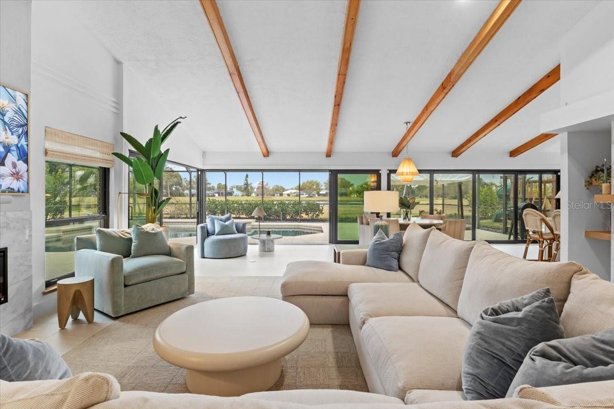 3106 LAKESIDE CIRCLE