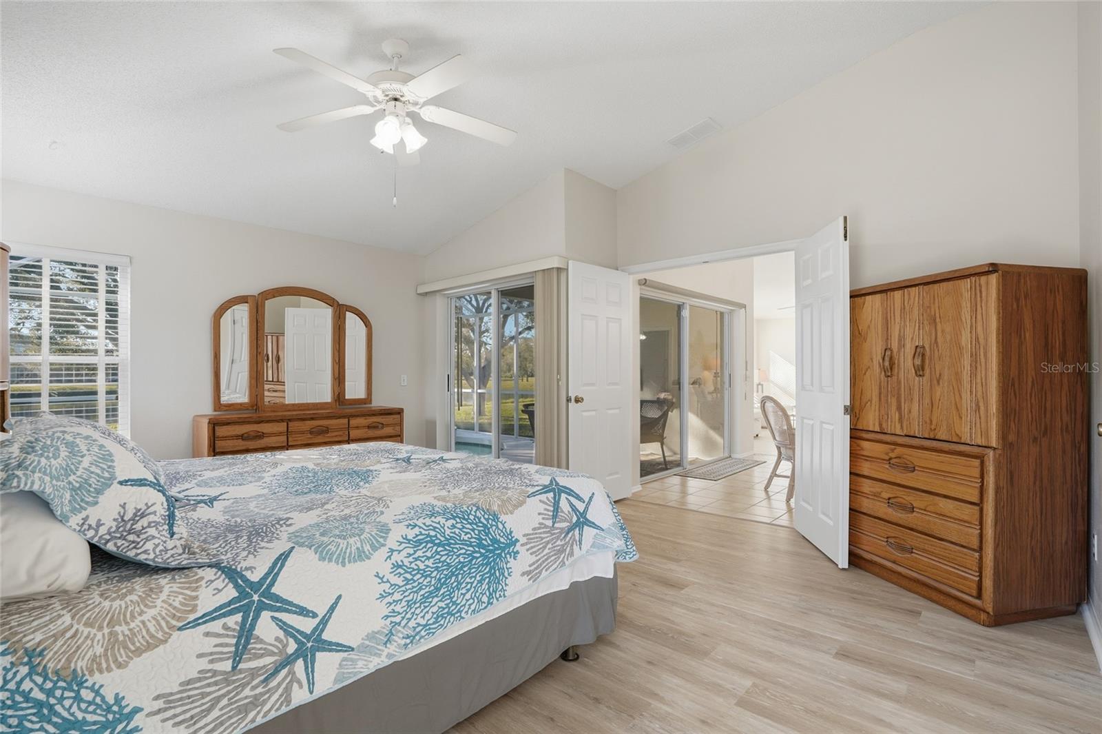 GLENN LAKES PHASE 3; LOT 2; BLOCK J; PB 30/182 - Residential