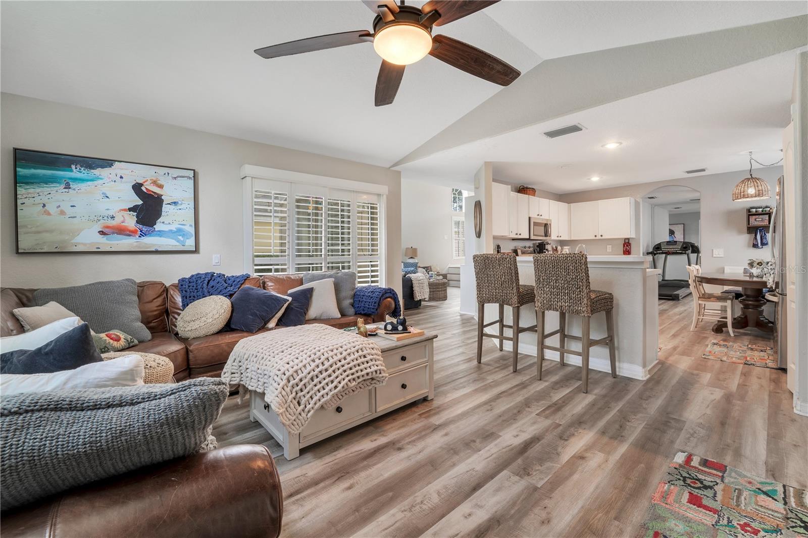 TAMPA PALMS AREA 2 UNIT 5B - Residential