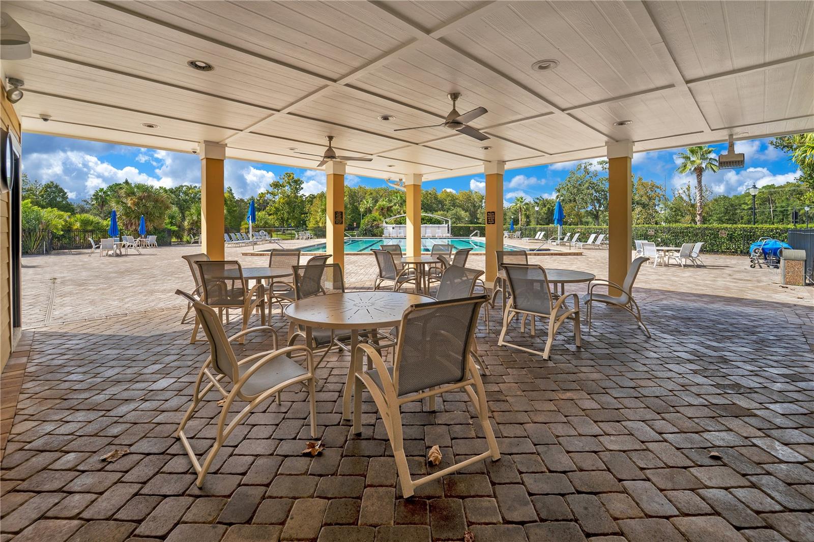TAMPA PALMS AREA 2 UNIT 5B - Residential
