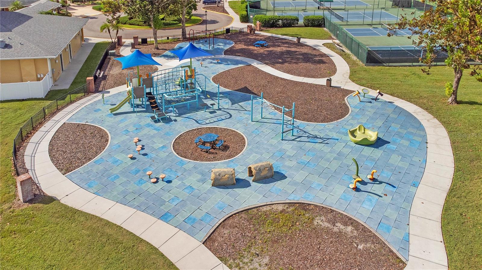 TAMPA PALMS AREA 2 UNIT 5B - Residential