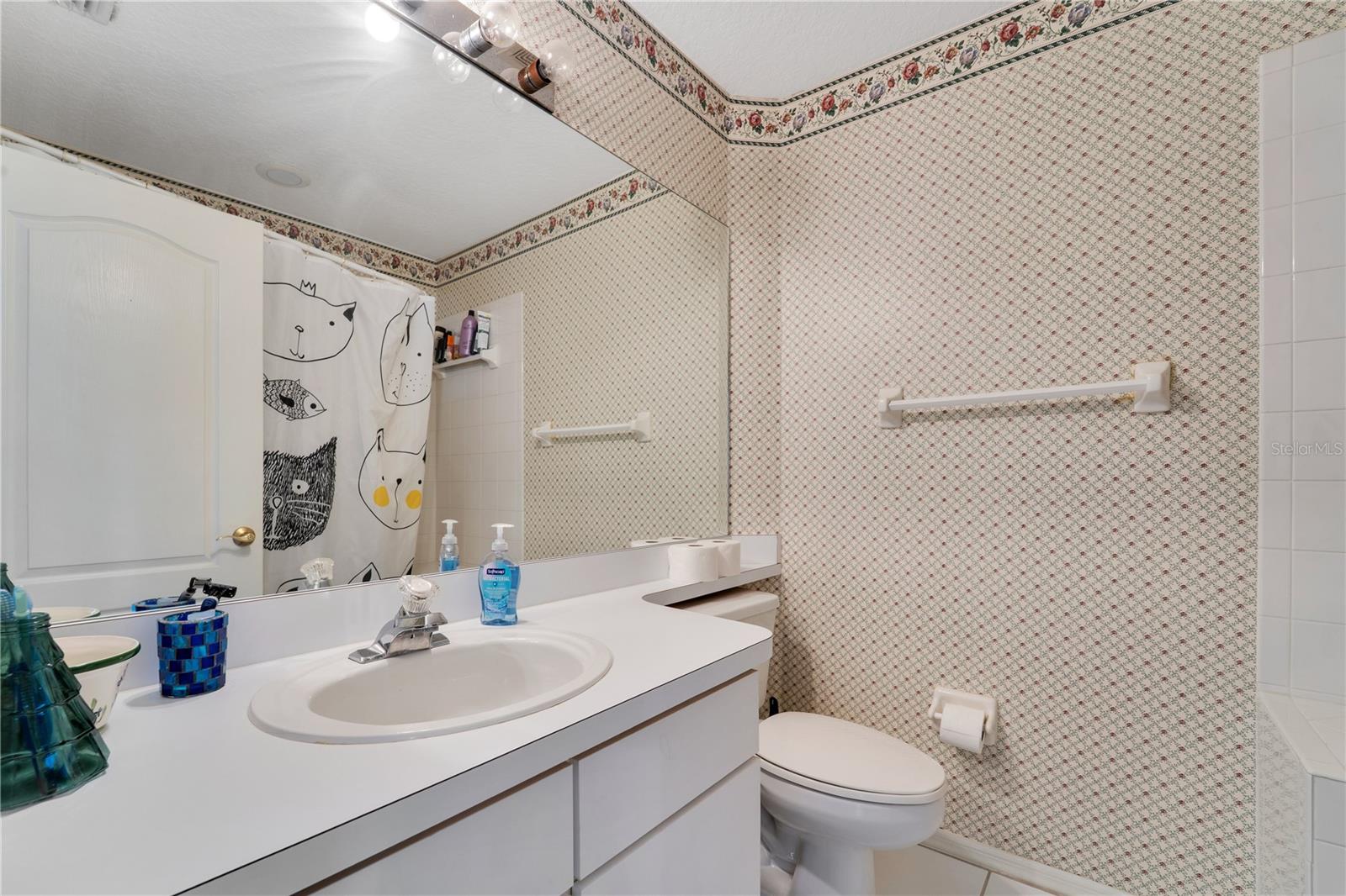 TAMPA PALMS AREA 2 UNIT 5B - Residential