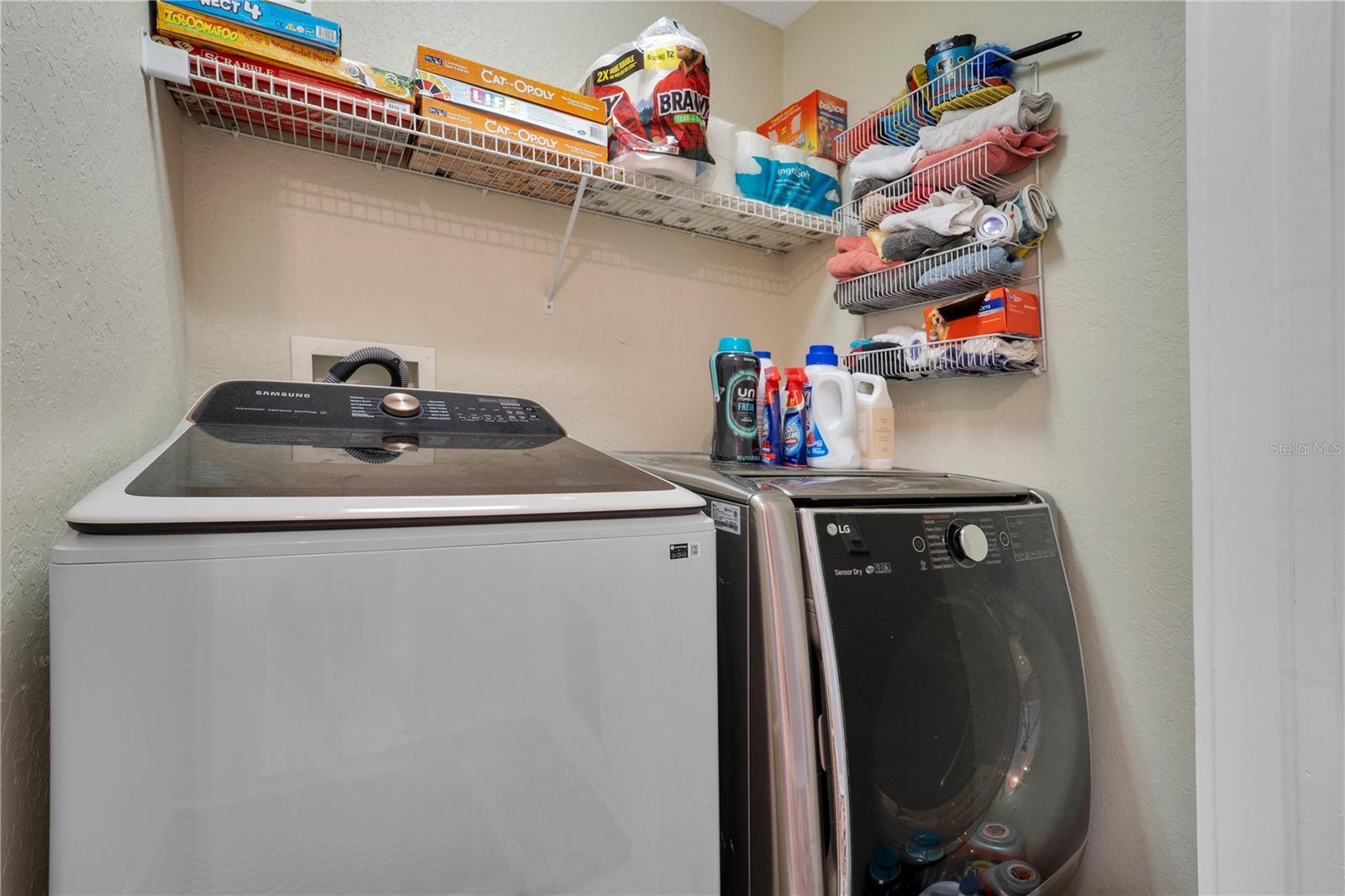 TAMPA PALMS AREA 2 UNIT 5B - Residential