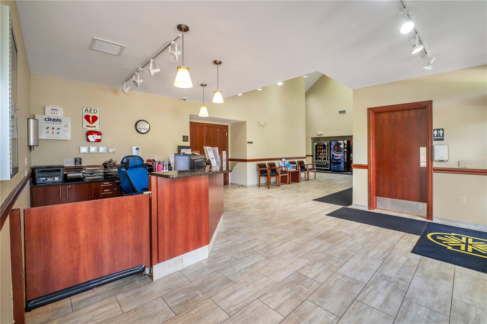 TAMPA PALMS AREA 2 UNIT 5B - Residential