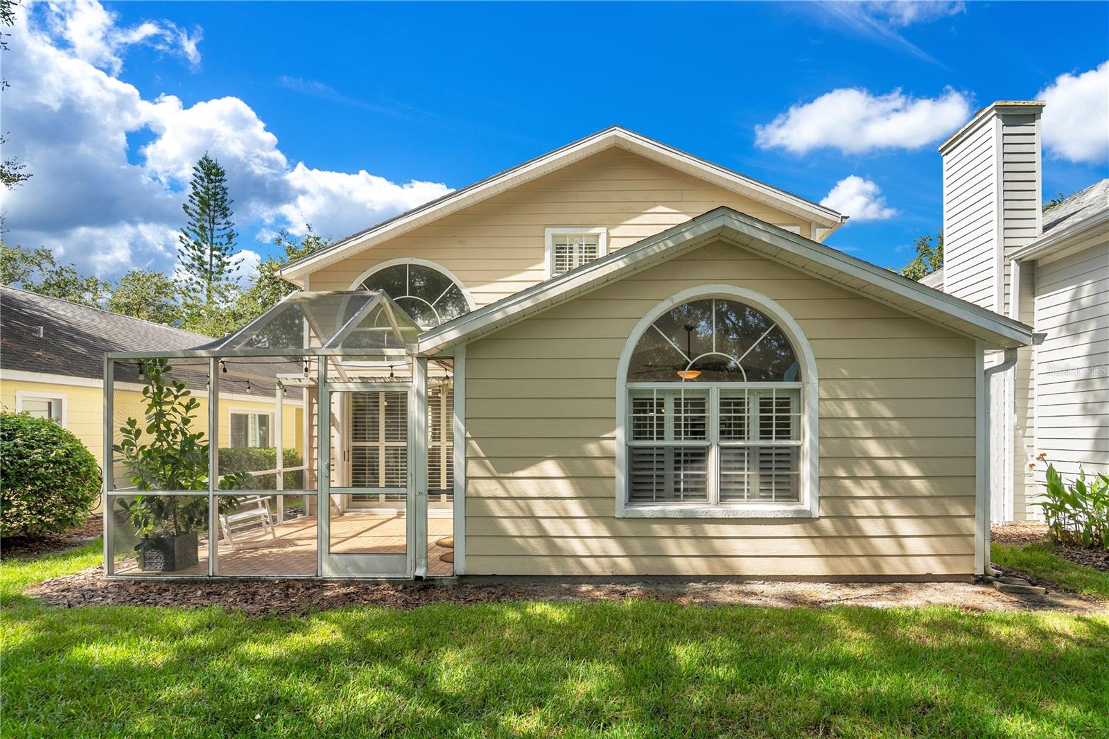 TAMPA PALMS AREA 2 UNIT 5B - Residential