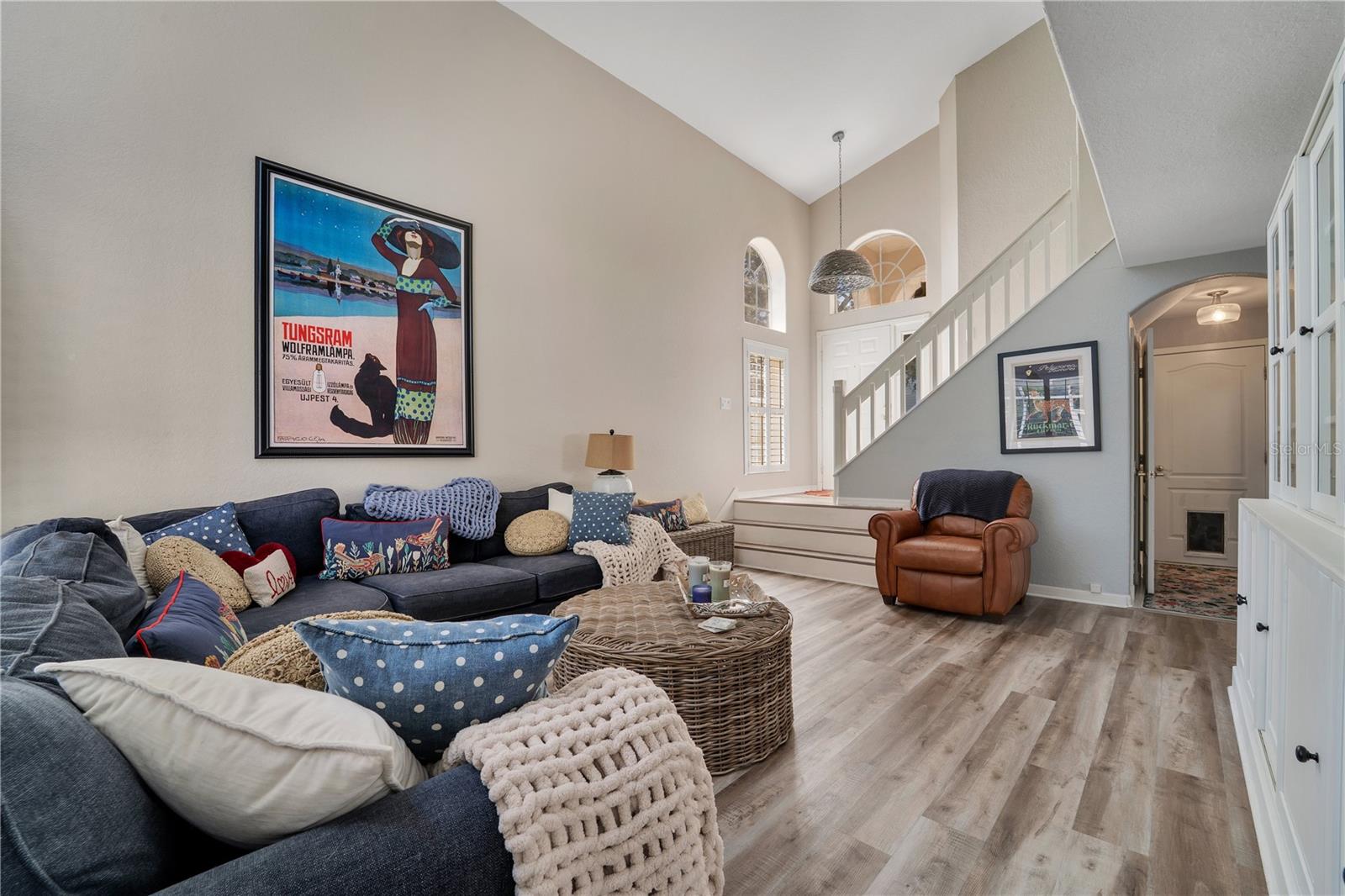 TAMPA PALMS AREA 2 UNIT 5B - Residential