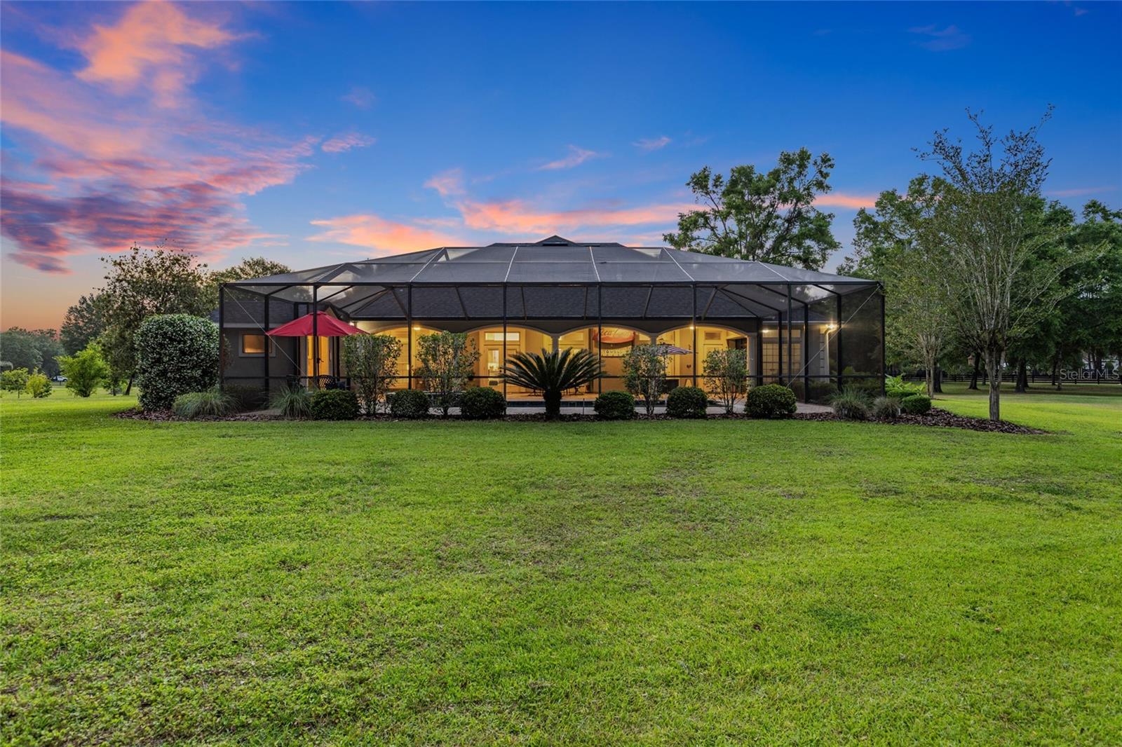 WYNDSONG MANOR - Residential