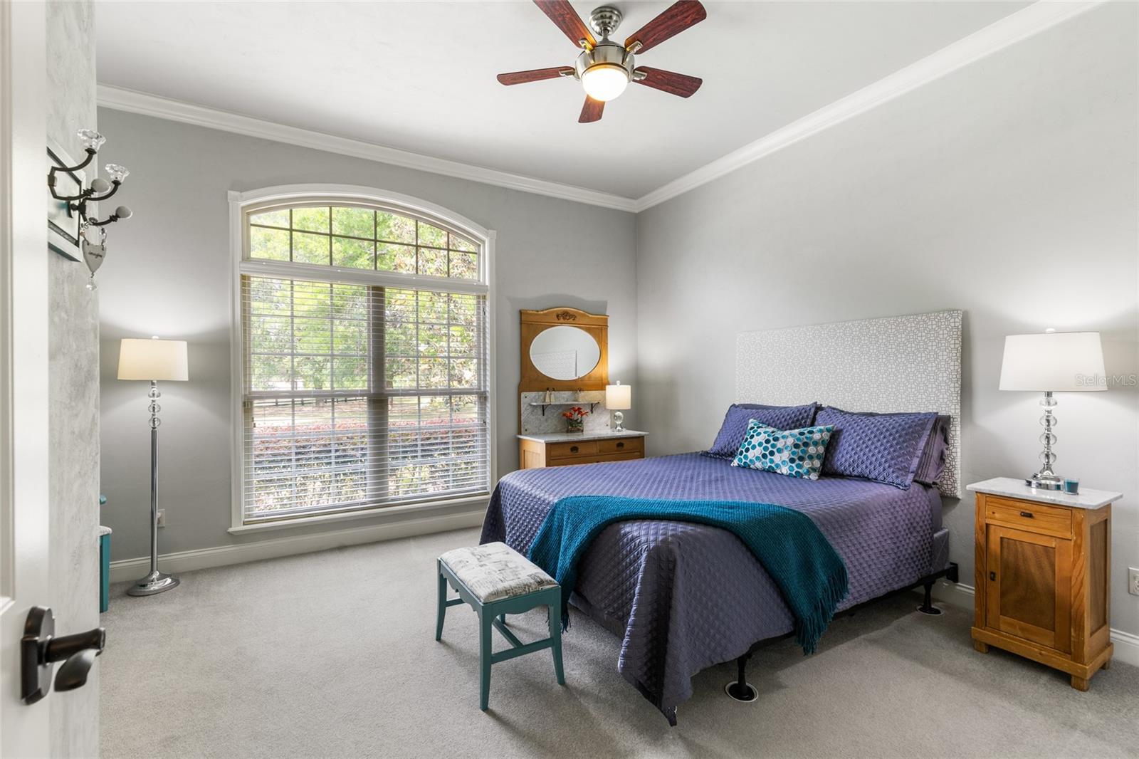 WYNDSONG MANOR - Residential