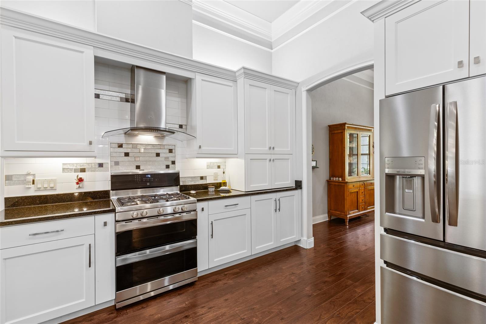 WYNDSONG MANOR - Residential