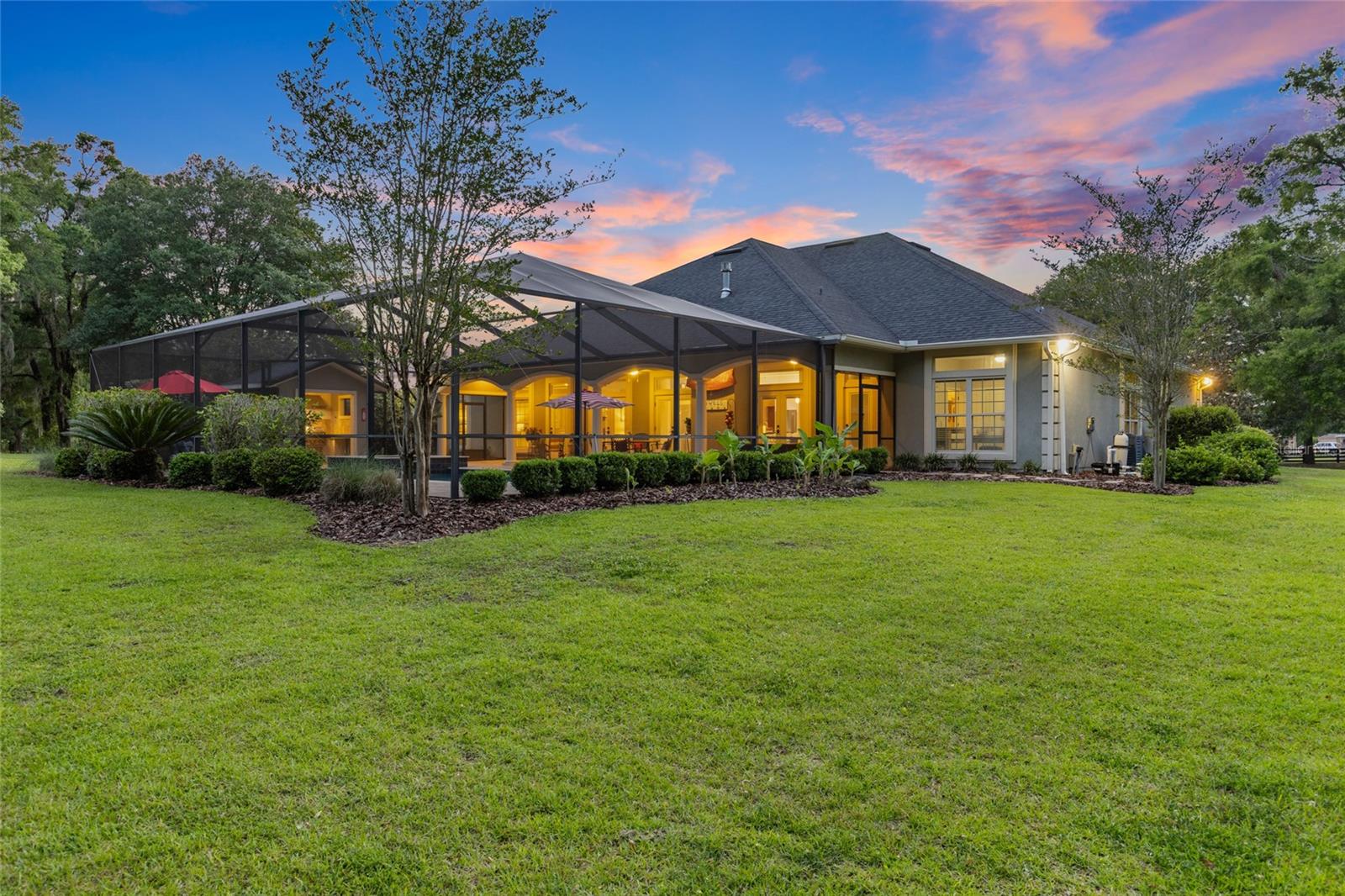 WYNDSONG MANOR - Residential